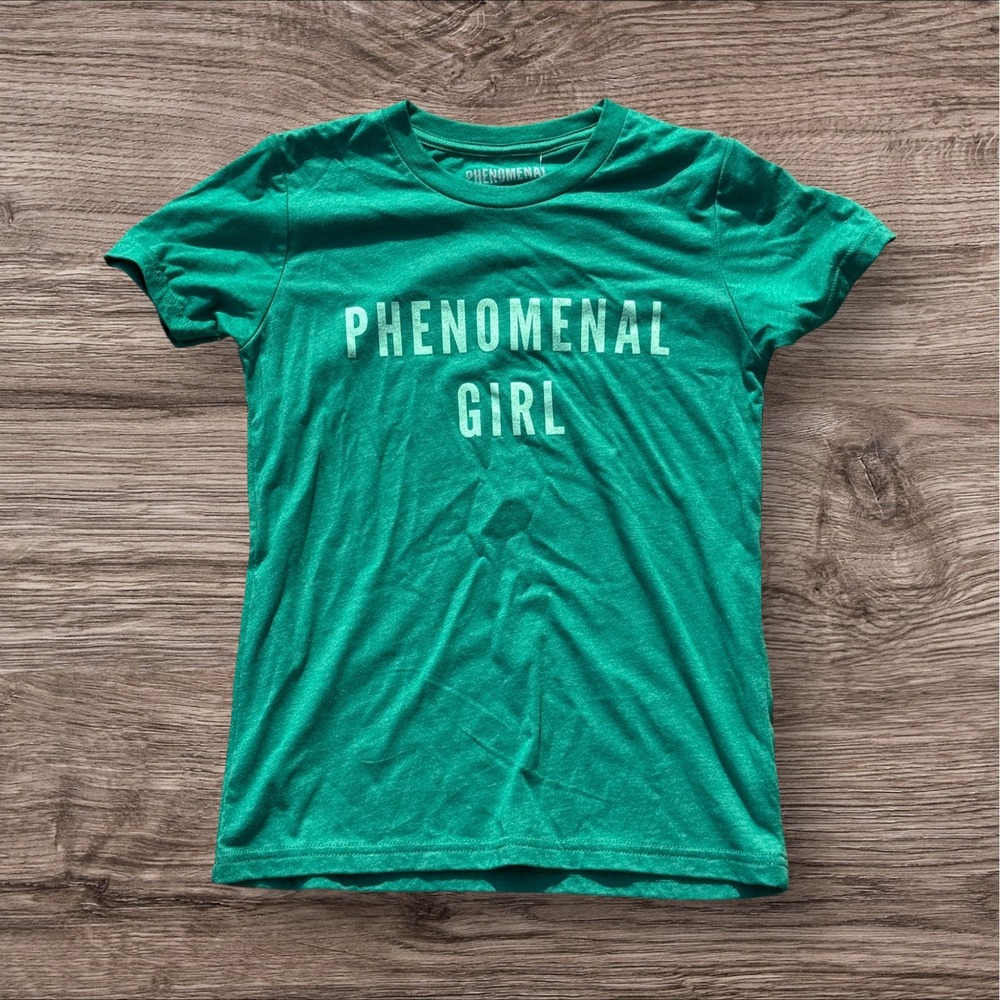 Phenomenal Girl Graphic‎ Tee Kids Youth Green Short Sleeve Empowerment Shirt L